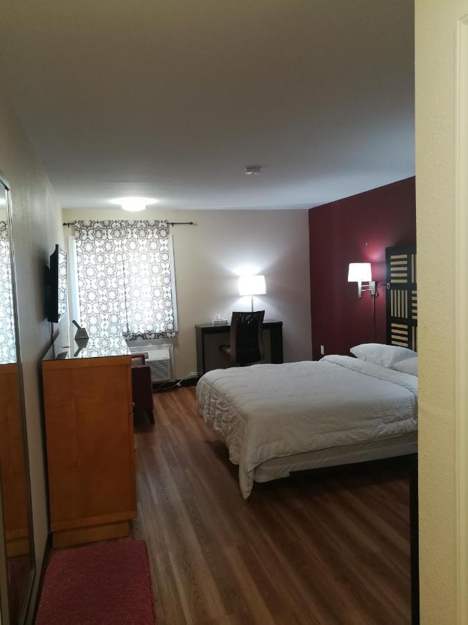 לאורל Red Crown Inn מראה חיצוני תמונה